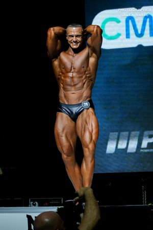CLASSIC PHYSIQUE НОВИЧКИ